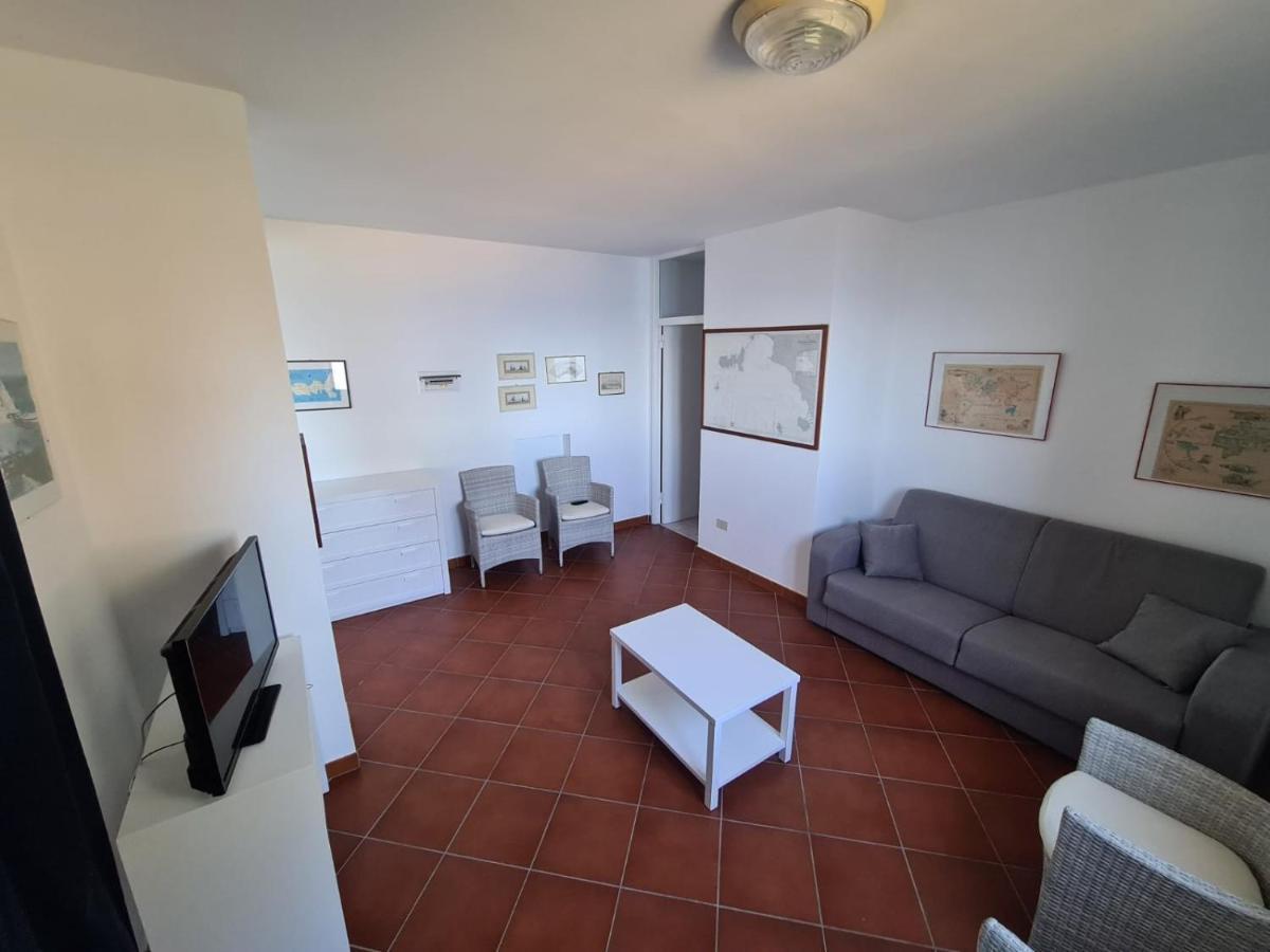 מרצ'יאנה מרינה Villa Le Sprizze A Bordo Del Mare - Goelba מראה חיצוני תמונה